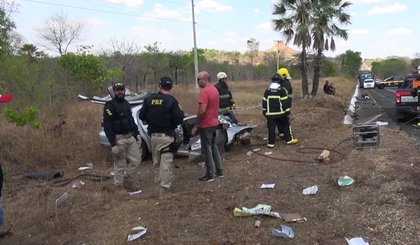 Acidente na BR-343 deixa homem morto. (Foto: Reprodução/TV Clube)