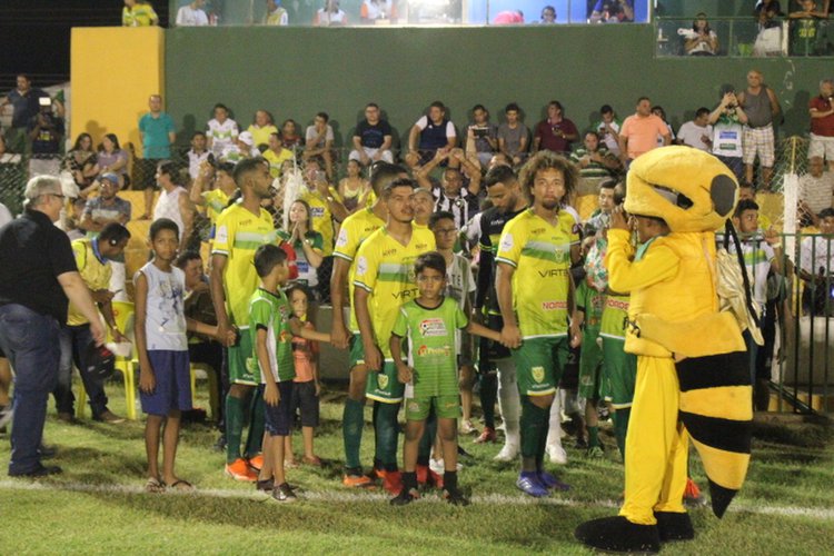 Ingressos já estão sendo vendidos para primeiro jogo da final.
