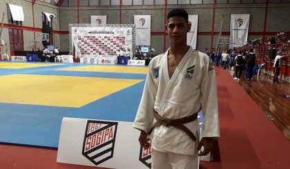 Judoca Felipe Silva conquistou medalha de ouro na Seletiva Nacional Sub-18. (Foto: Arquivo Pessoal) Judoca Felipe Silva conquistou medalha de ouro na Seletiva Nacional Sub-18. (Foto: Arquivo Pessoal)