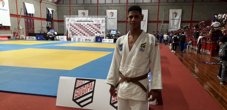 Judoca Felipe Silva conquistou medalha de ouro na Seletiva Nacional Sub-18.