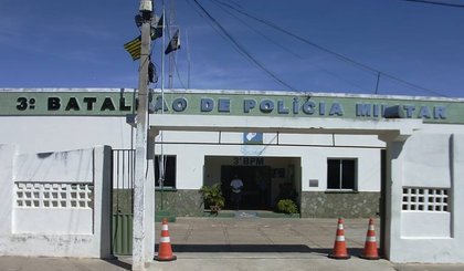 Polícia Militar de Floriano. (Foto: Divulgação Facebook)