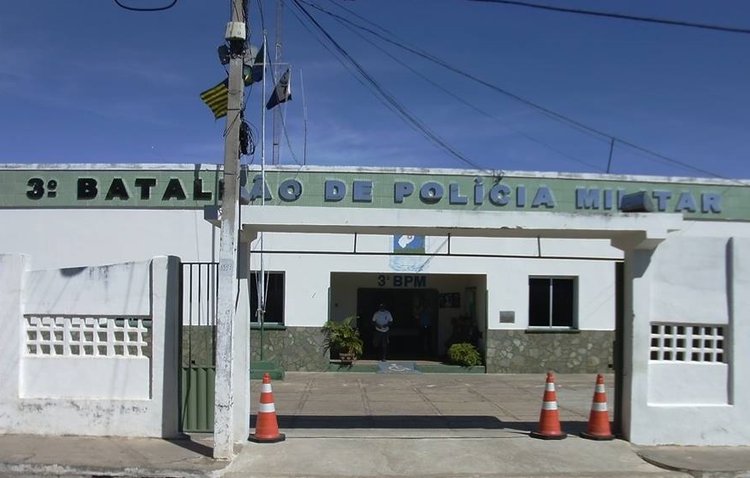 Polícia Militar de Floriano.