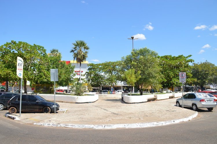 Praça Félix Pacheco, em Picos.
