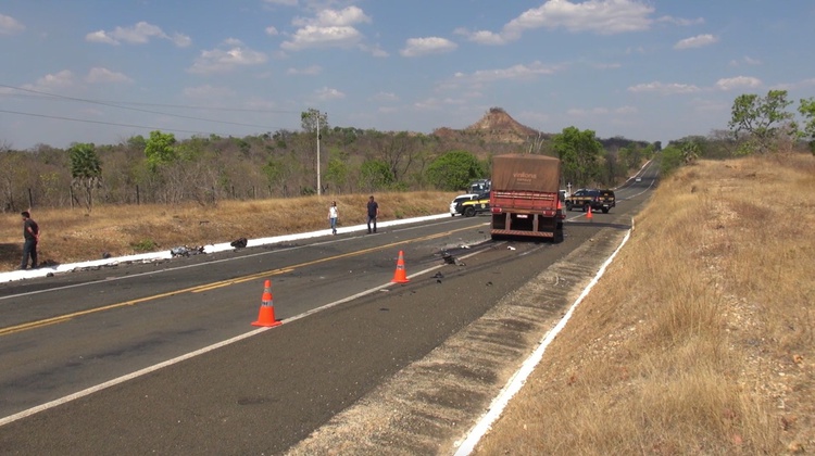 PRF precisou fazer interdição parcial da rodovia.