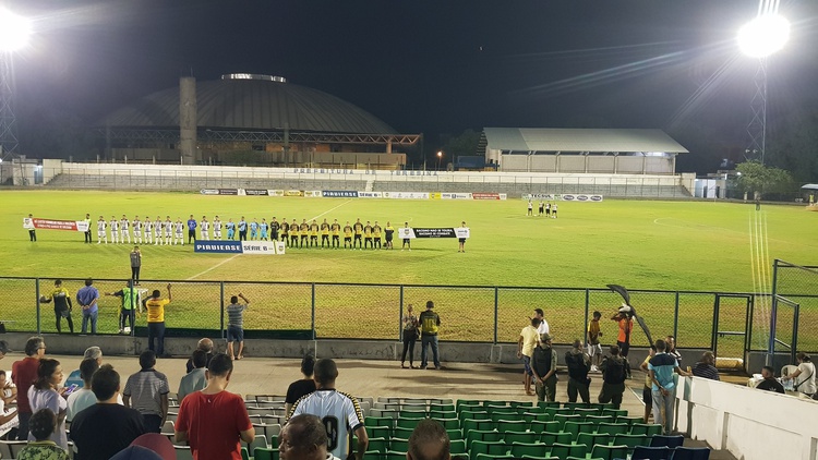 Semifinal entre Timon x Corisabbá aconteceu na noite de segunda-feira.