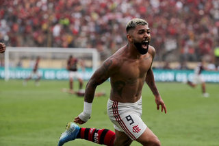 Gabigol marcou dois gols e garantiu a conquista da Libertadores 2019.