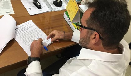 José Raimundo assinou convênios em Teresina. (Foto: Prefeitura de Oeiras/Divulgação)