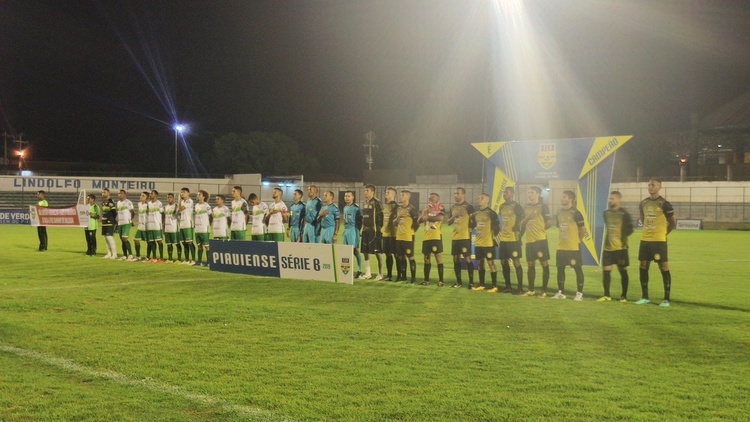 Partida entre Timon x Picos aconteceu no Estádio Lindolfo Monteiro, em Teresina.