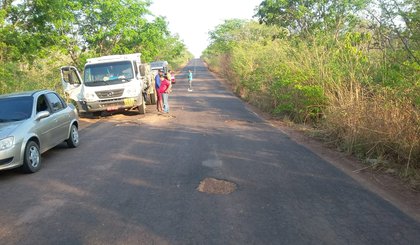 Situação da PI-218 é crítica, com inúmeros buracos ao longo da rodovia. (Foto: Divulgação)