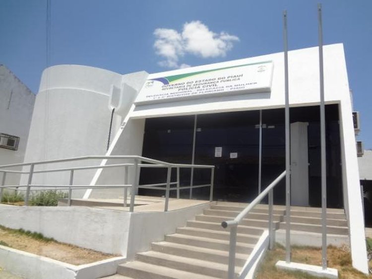 Delegacia Floriano
