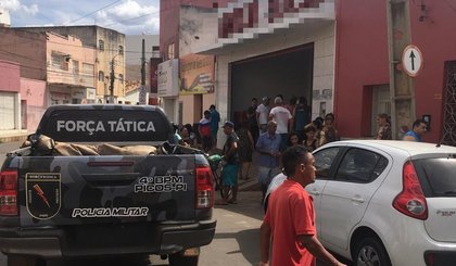 Empresário é morto a tiros na cidade de Picos. (Foto: Divulgação/Polícia Militar) Empresário é morto a tiros na cidade de Picos. (Foto: Divulgação/Polícia Militar)