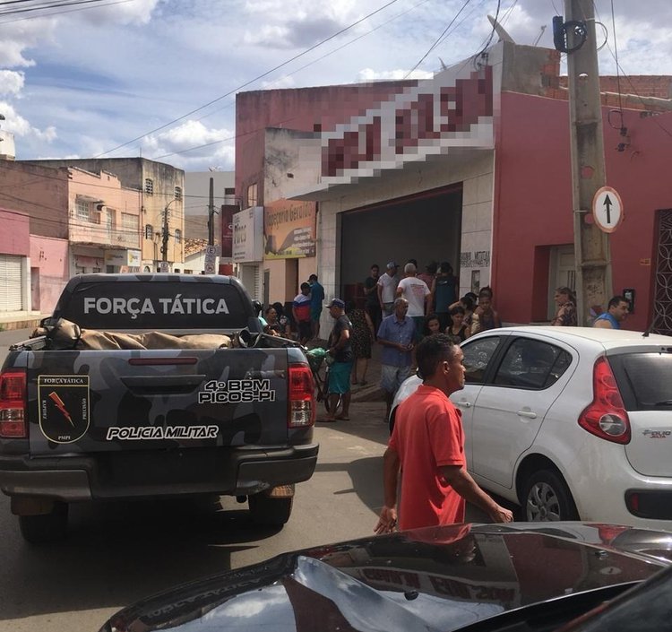 Empresário é morto a tiros na cidade de Picos.