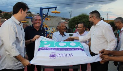 Inauguração obras Picos (Foto: Prefeitura de Picos/Divulgação)