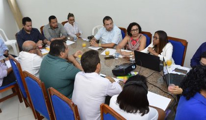 Novo Código Tributário é apresentado aos vereadores de Floriano. (Foto: Prefeitura de Floriano/Divulgação) Novo Código Tributário é apresentado aos vereadores de Floriano. (Foto: Prefeitura de Floriano/Divulgação)
