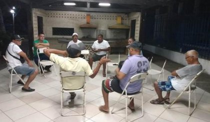 Reunião com presidentes dos times de Floriano (Foto: Floriano News)