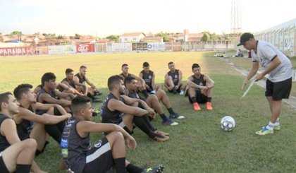Corissabá no último treino antes do jogo de hoje (27) a noite (Foto: Reprodução/TV Alvorada)