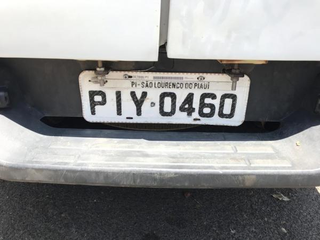 Placa da ambulância de prefeitura do Piauí não tem registro, segundo a PRF