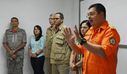 Reunião foi realizada para definir estratégias durante período de chuva no Piauí. (Foto: Governo do Piauí/Divulgação) Reunião foi realizada para definir estratégias durante período de chuva no Piauí. (Foto: Governo do Piauí/Divulgação)