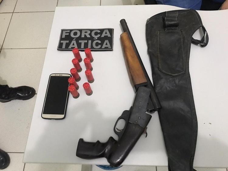 Espingarda foi encontrada com o ex-vereador de Pimenteiras.