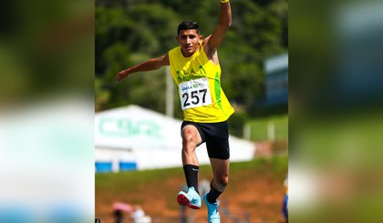 Felipe Cauã Campelo da Silva conquistou o primeiro lugar na modalidade salto triplo. (Foto: Governo do Piauí) Felipe Cauã Campelo da Silva conquistou o primeiro lugar na modalidade salto triplo. (Foto: Governo do Piauí)