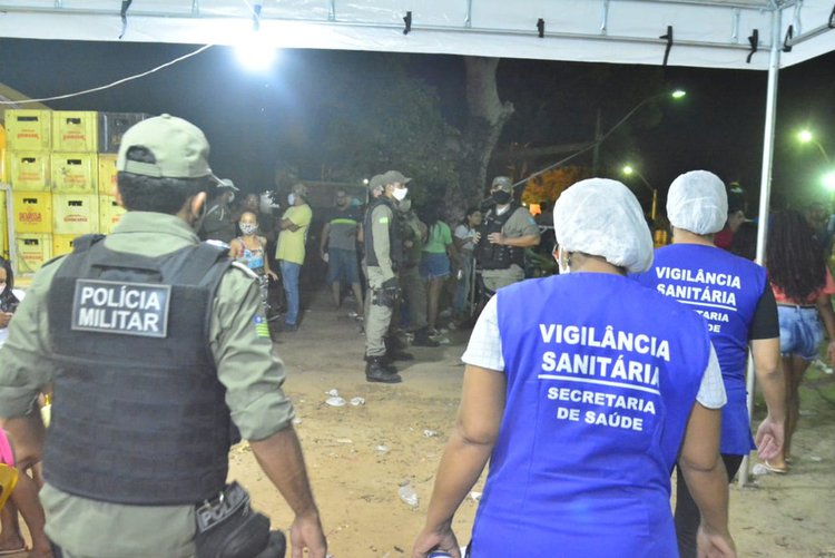 Vaquejada estava sendo realizada sem as medidas de segurança contra Covid-19.