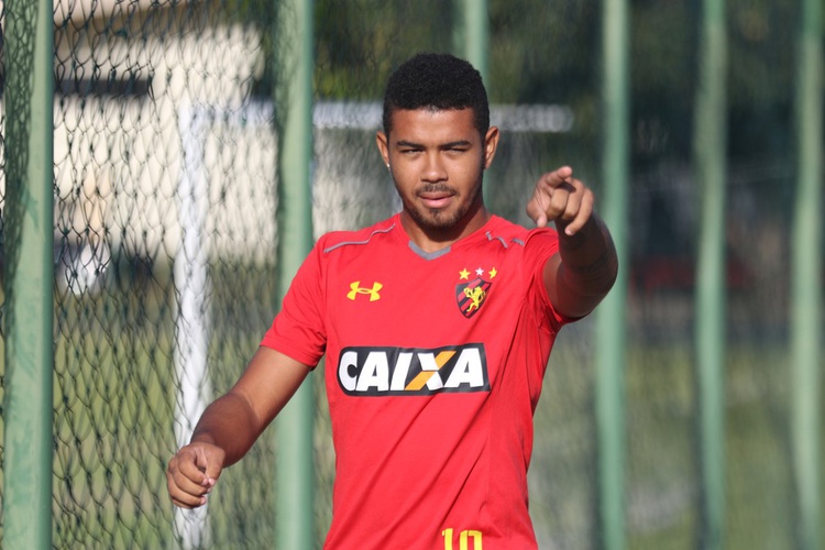 Atacante Juninho, na época em que ainda jogava pelo Sport.