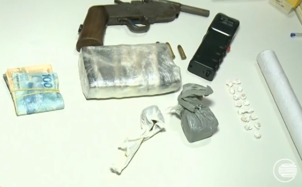 Cadeirante é preso com droga e arma de fogo no Residencial Alto da Cruz.