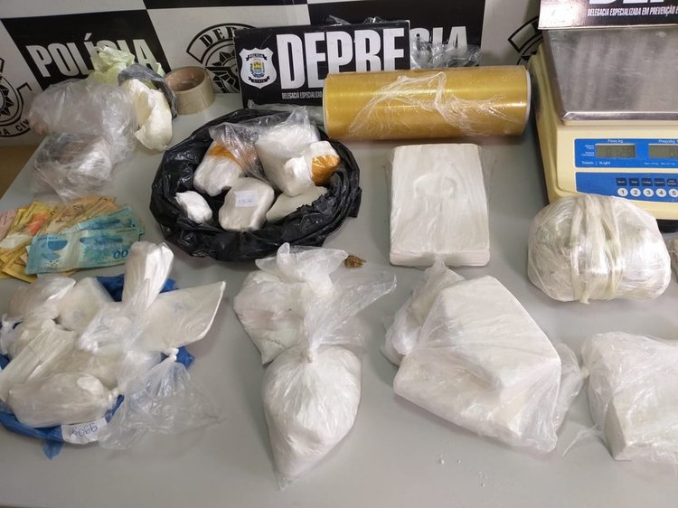 Drogas foram apreendidas em "laboratório" na capital.