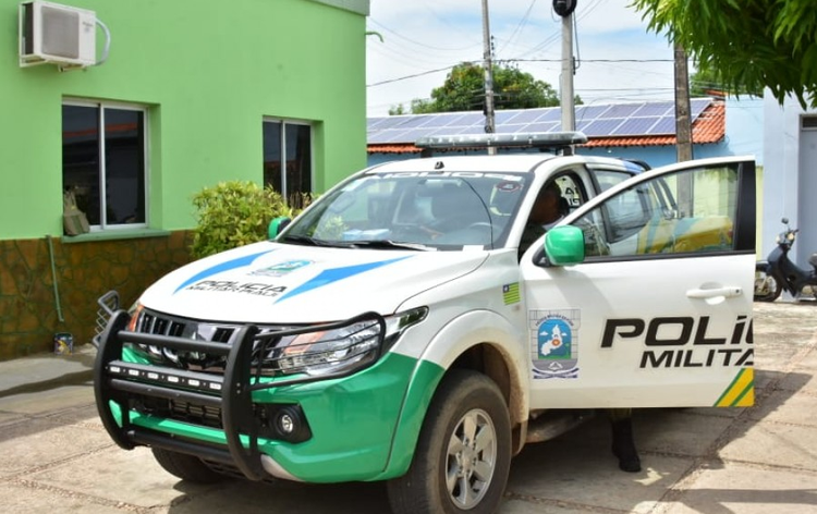 Polícia Militar de Floriano recebe nova viatura.