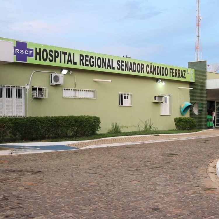 Hospital Regional Senador José Cândido Ferraz, em São Raimundo Nonato.