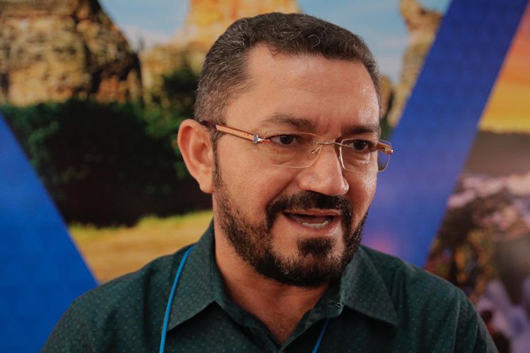 Pe. José Walmir Lima, prefeito de Picos.
