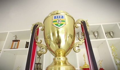 Taça do Campeonato Piauiense. (Foto: Djalma Lemos/River AC)