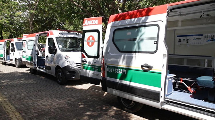 Municípios piauienses recebem novas ambulâncias para tratar pacientes com Covid-19.