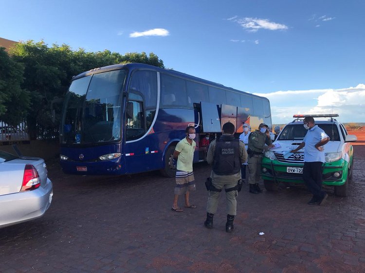 ônibus clandestino