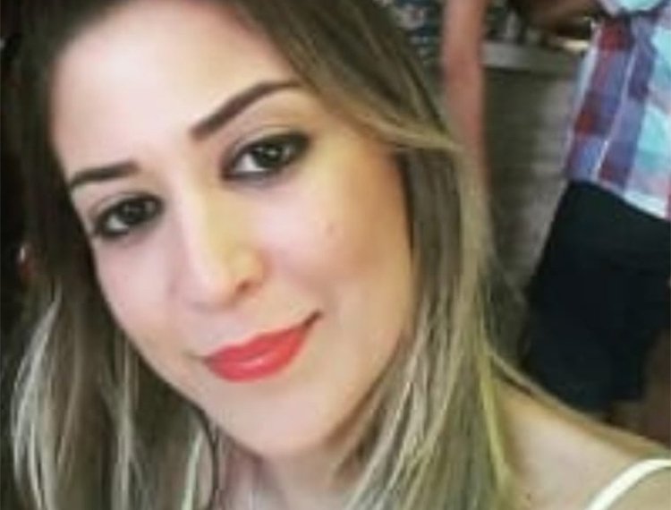 Olívia Costa, de 32 anos, morreu nesta terça-feira por conta da Covid-19.