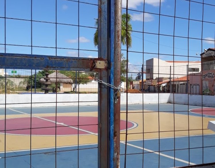 Quadra esportiva