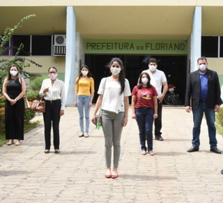 Farmacêuticos de Floriano