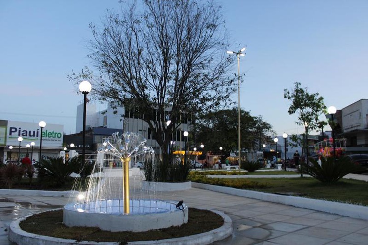 Praça Félix Pacheco, em Picos
