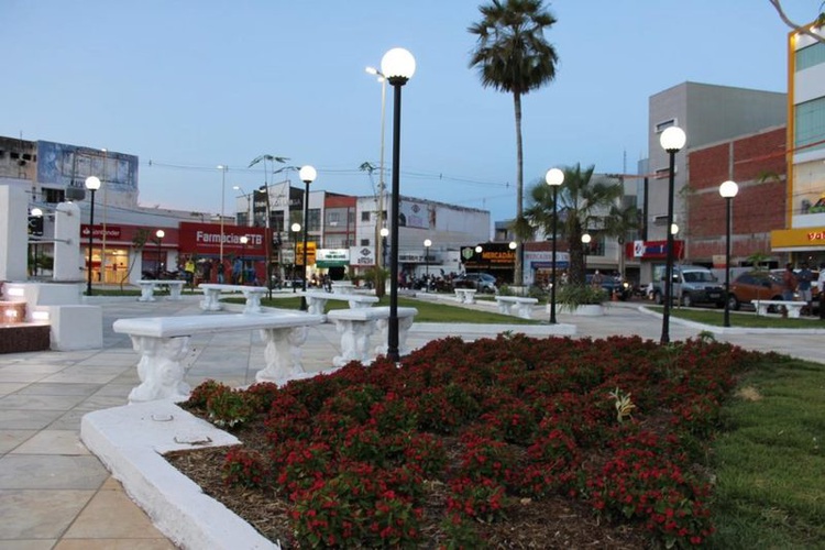 Praça Félix Pacheco, em Picos