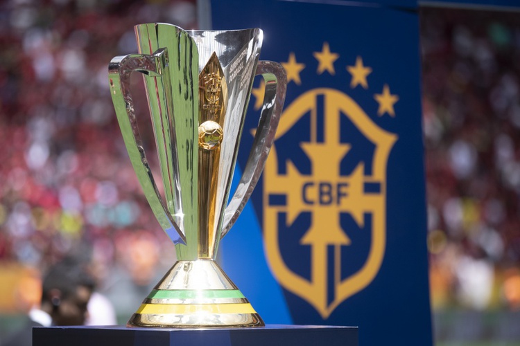 Estádio Mané Garrincha receberá decisão da Super Copa do Brasil.