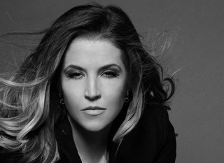 Lisa Marie Presley, filha de Priscilla e Elvis Presley