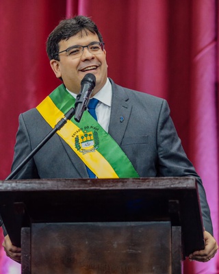 O governador do Piauí, Rafael Fonteles, irá a Brasília para participar da reunião do Fórum dos Governadores do Brasil com o presidente Lula.