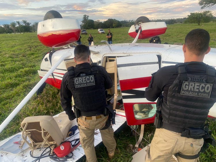 Polícia localiza avião roubado no Piauí.