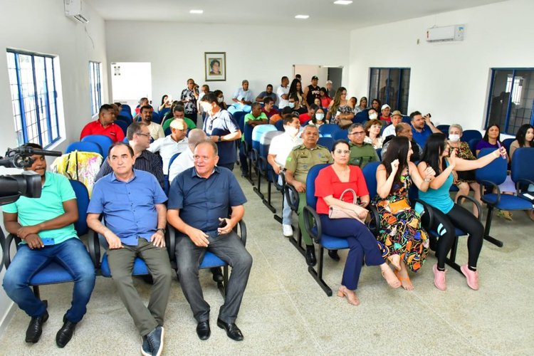 Prefeitura lança a programação da Folia de Momo em Floriano.