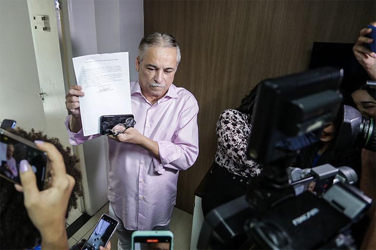 Robert Rios vai à Câmara de Teresina e denuncia irregularidades na FMS.