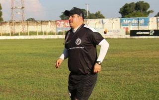 Toninho Pesso, técnico do Corisabbá