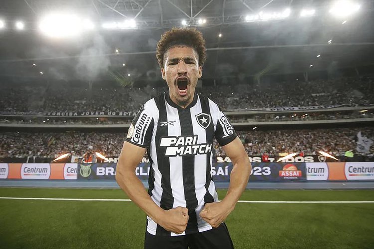 Adryelson é convocado para seleção pela 1ª vez, após lesão de Nino.