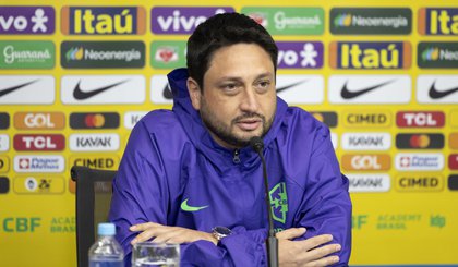 Arthur Elias anuncia convocação da Seleção Brasileira Feminina. (Foto: Joilson Marconne/CBF)