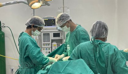 cirurgia hospital (Foto: Divulgação/Sesapi)