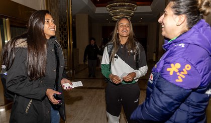 Comissão Técnica e atletas começaram a se apresentar nesta segunda-feira (23). (Foto: Leandro Lopes/CBF)